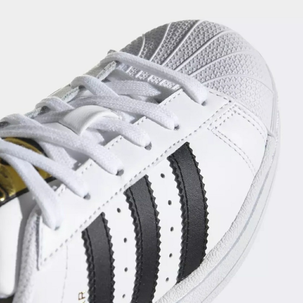 KIDS UNISEX ORIGINALS SUPERSTAR C77154 NEW IN BOX - Picture 2 of 6
